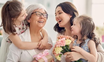 5 Eye Conditions You May Inherit from Your Mother