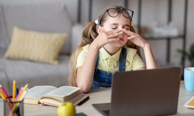Is Your Student at Risk for Digital Eye Strain?